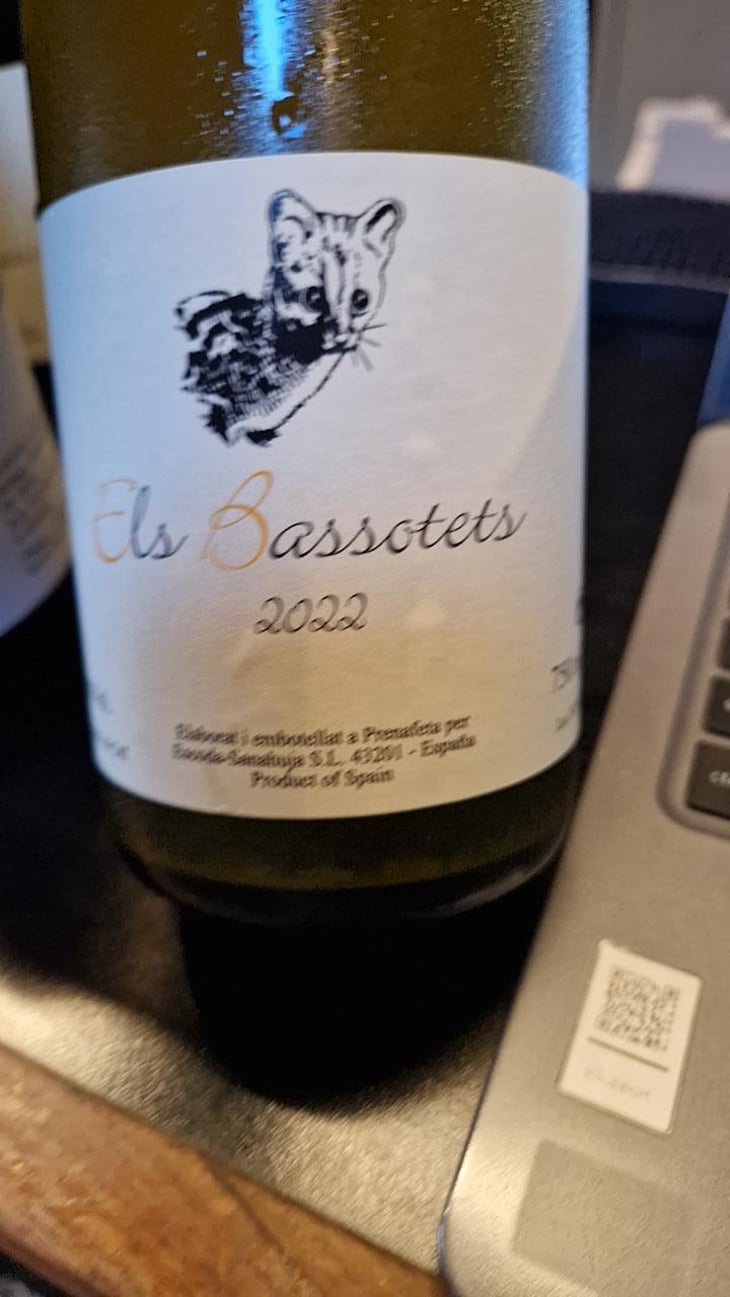 Els Bassotets - Celler Escoda Sanahuja - Joan Ramón Escoda Martinez 