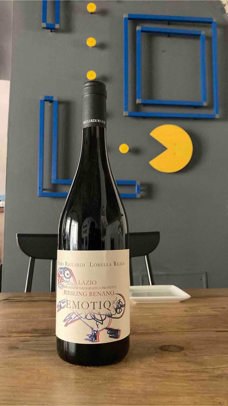 Emotiq - Cantine Riccardi Reale - Piero Riccardi & Lorella Reale 