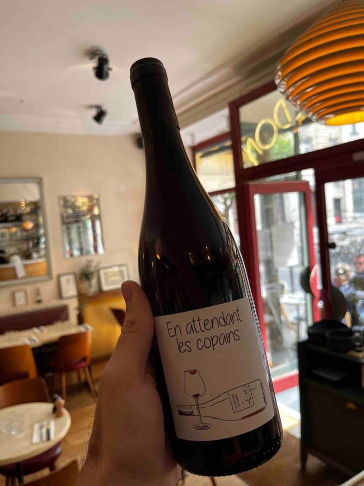 En Attendant les Copains (blanc) - Domaine du Petit Oratoire - Lori Haon 