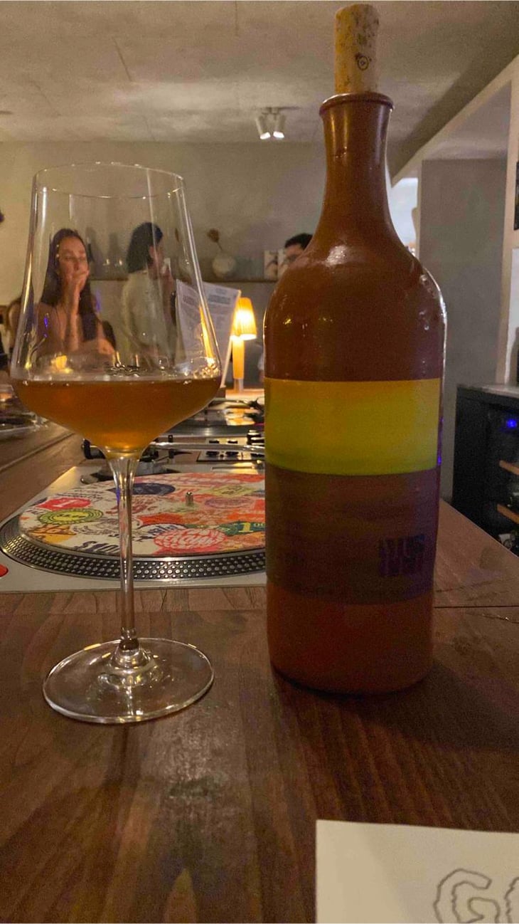 Erde - Weingut Muster - Maria & Sepp Muster 