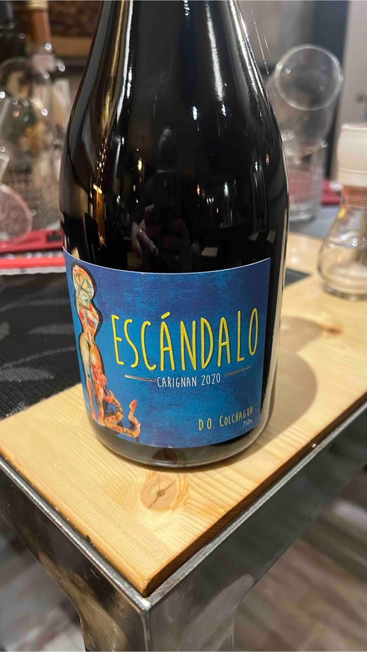 Carignan - Escandalo - Mauricio Veloso Estuardo 