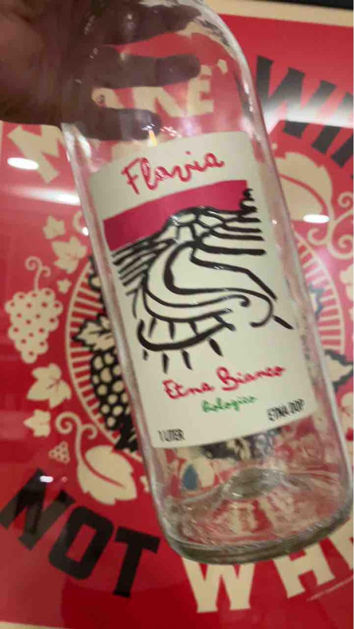 Etna Rosso - Flavia - Rebellious wines. - Flavia & Giacomo Rallo -2018