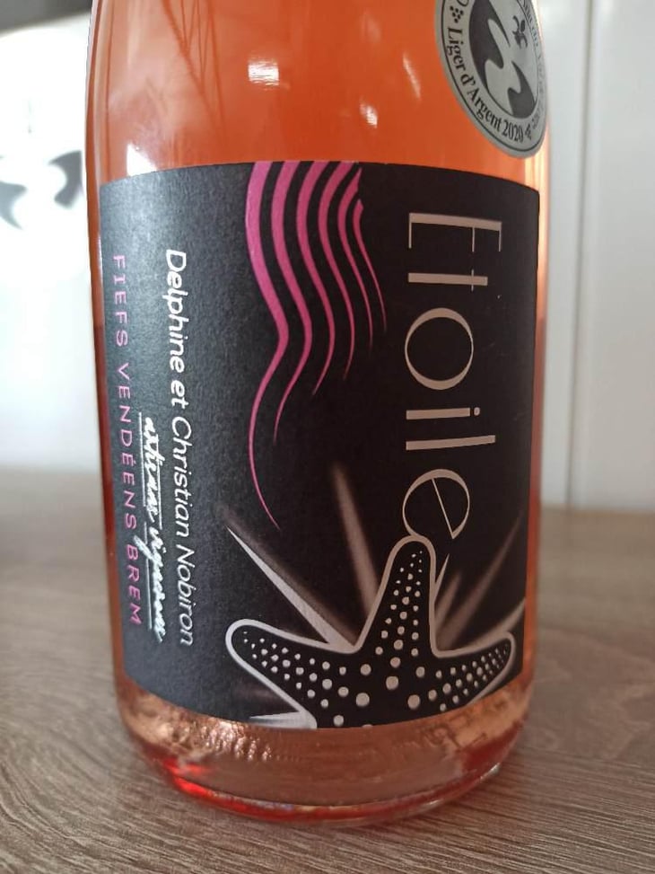 Etoile - Domaine des Granges - Delphine & Christian Nobiron -2019
