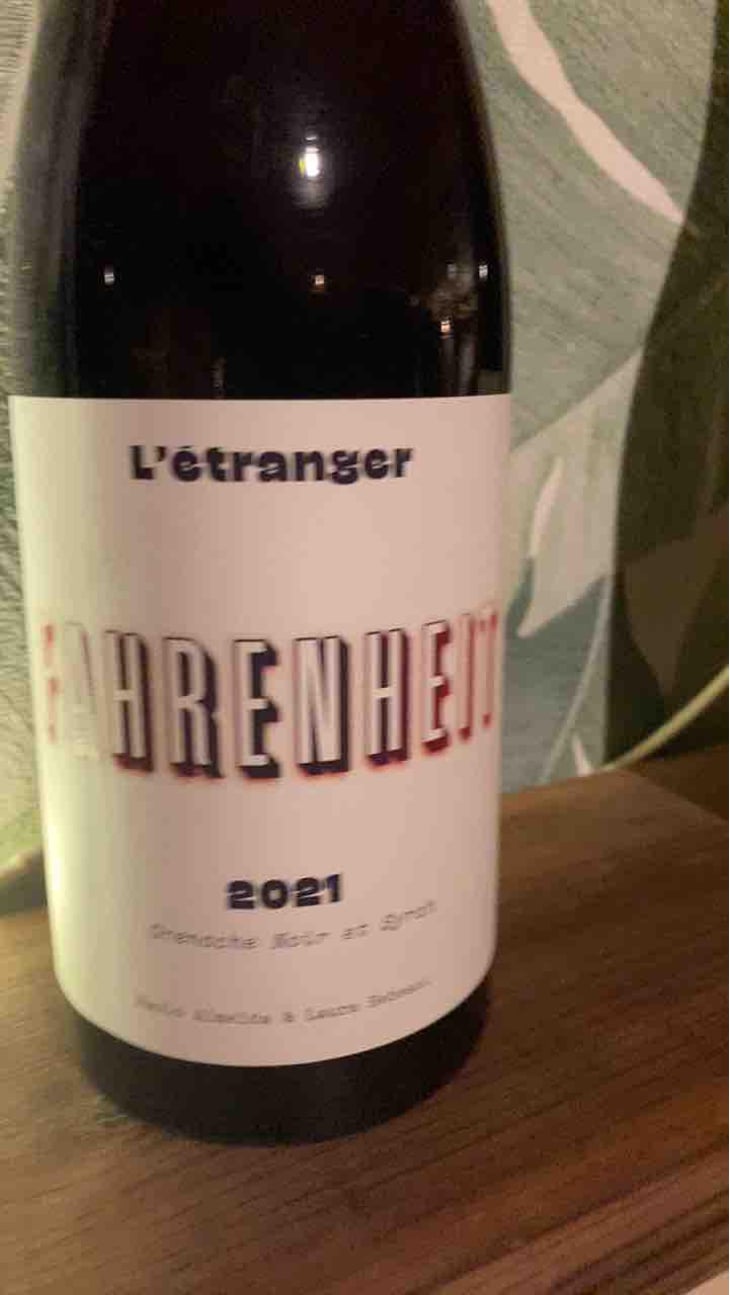 Fahrenheit - Domaine de L'Étranger - Paulo Almeida & Laura Rebeissi 