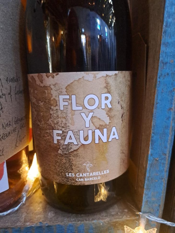 Fauna Y Flor - Les Cantarelles - Nuria Renom Suárez 