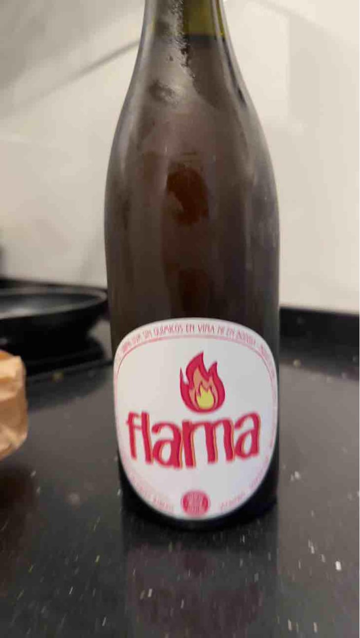 Flama - Vinos Naturi - Raúl Calle y Laura Piñas -2021
