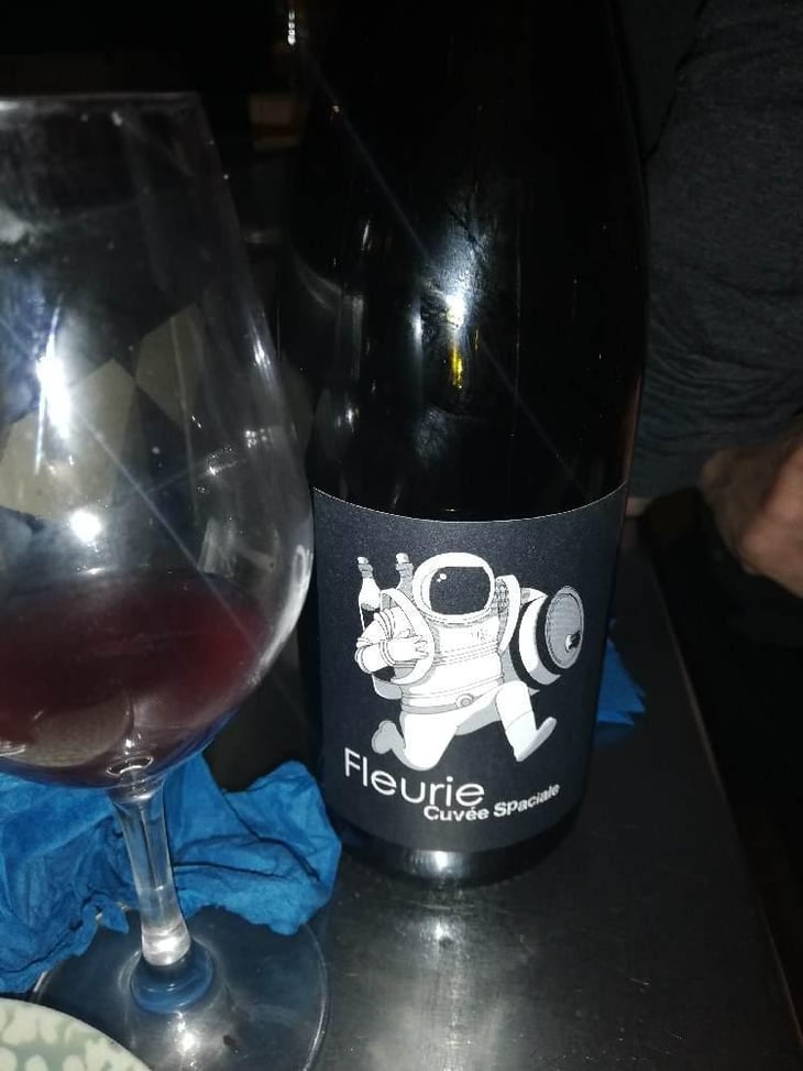 Fleurie Cuvée Spaciale - Château de Grand Pré - Claude, Romain & Christine Zordan 