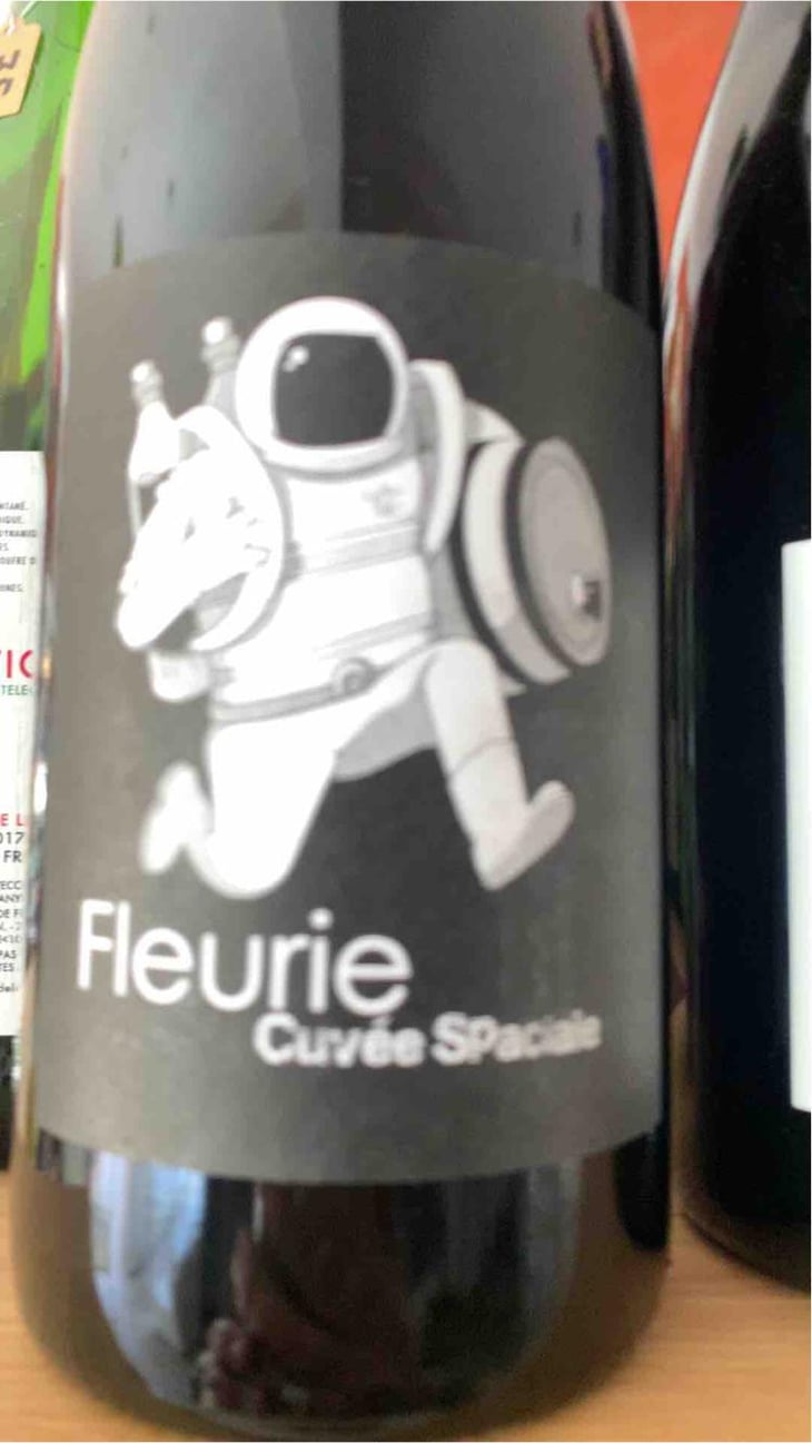 Fleurie Cuvée Spaciale - Château de Grand Pré - Claude, Romain & Christine Zordan 