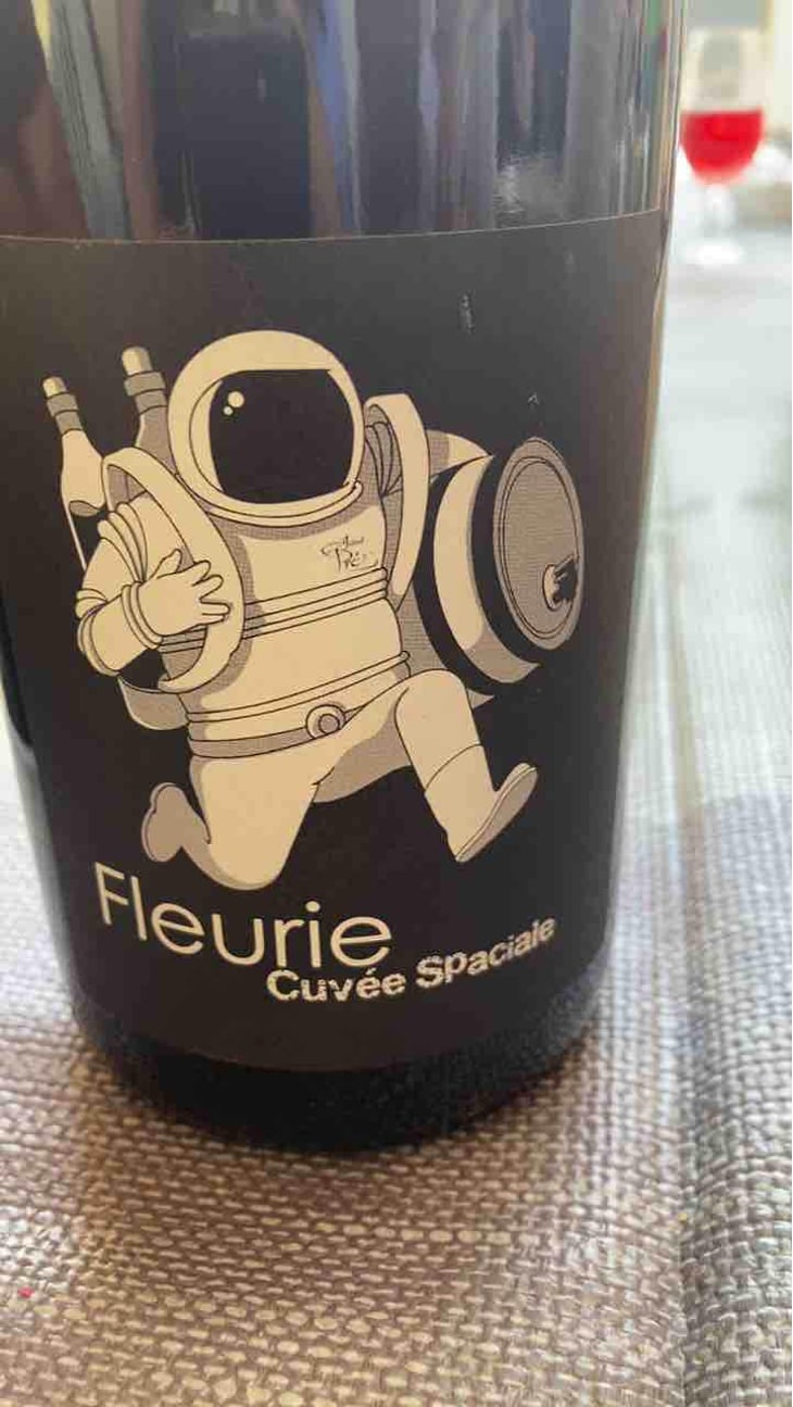 Fleurie Cuvée Spaciale - Château de Grand Pré - Claude, Romain & Christine Zordan 