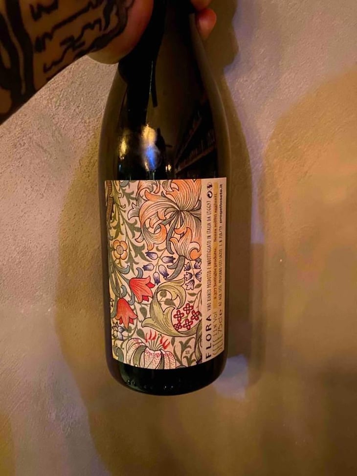 Flora - Sete - Vini Naturali - Emiliano Giorgi, Arcangelo Galuppi, Martina D’Alessio 