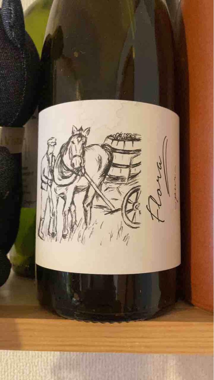 Flora - Brand Bros - Weingut Brand - Daniel & Jonas Brand 