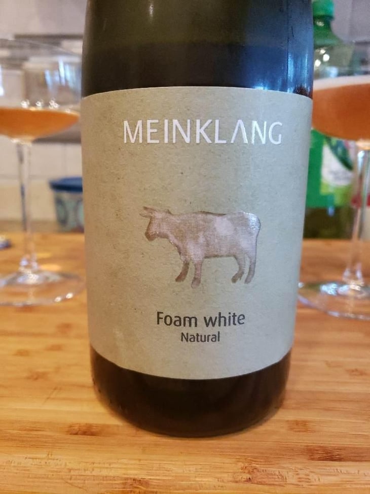 Foam - Meinklang - Weingut Michlits - Angela & Werner Michlits 