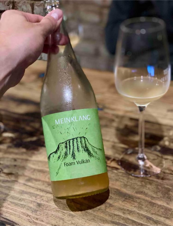 Foam Vulkán - Meinklang - Weingut Michlits - Angela & Werner Michlits 