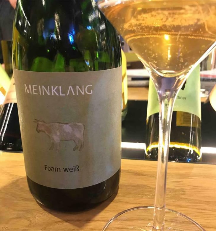 Foam Weiss - Meinklang - Weingut Michlits - Angela & Werner Michlits 