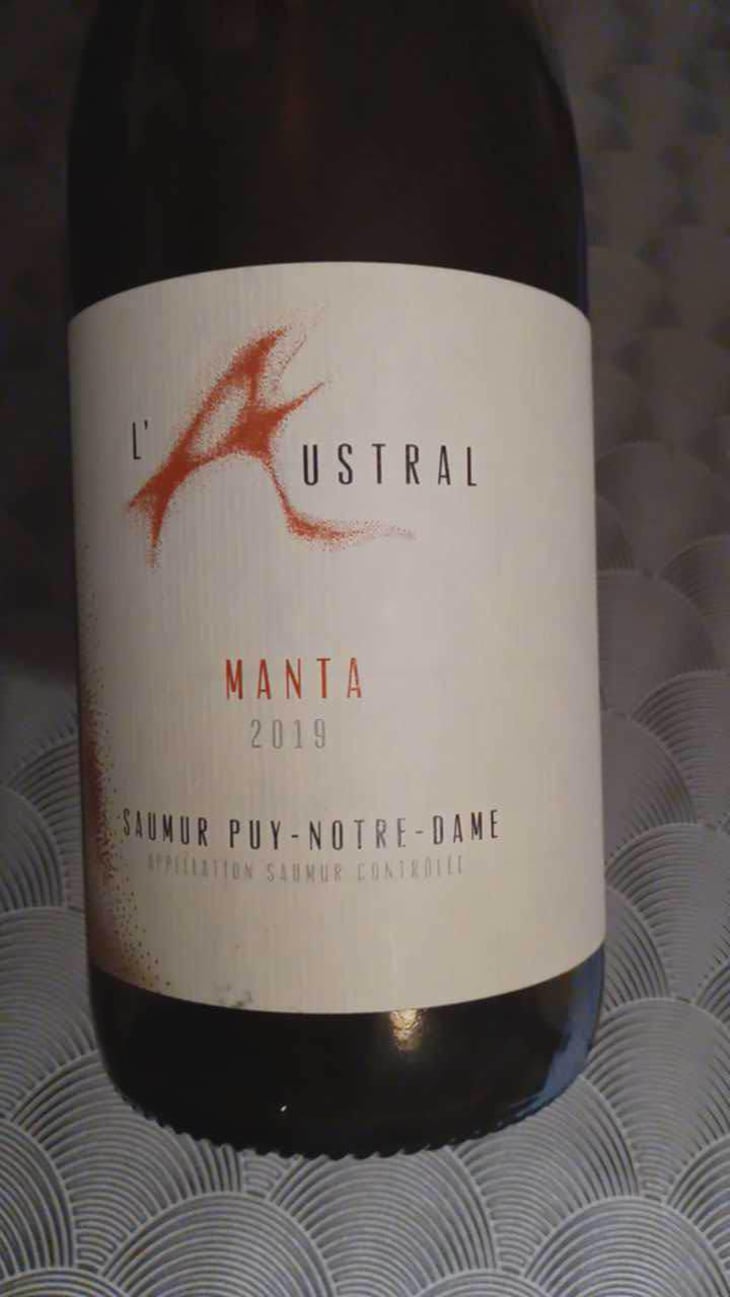 Manta - L'Austral - Pauline Mourrain & Laurent Troubat 