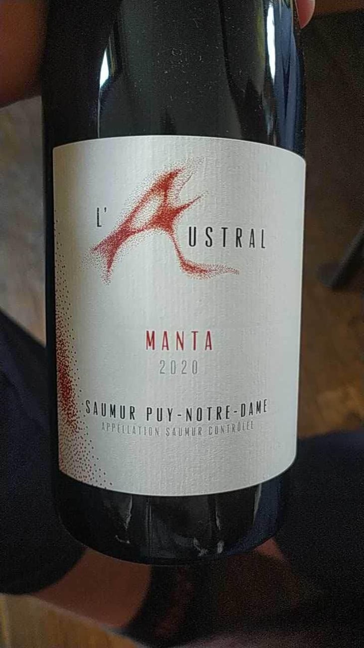 Manta - L'Austral - Pauline Mourrain & Laurent Troubat 