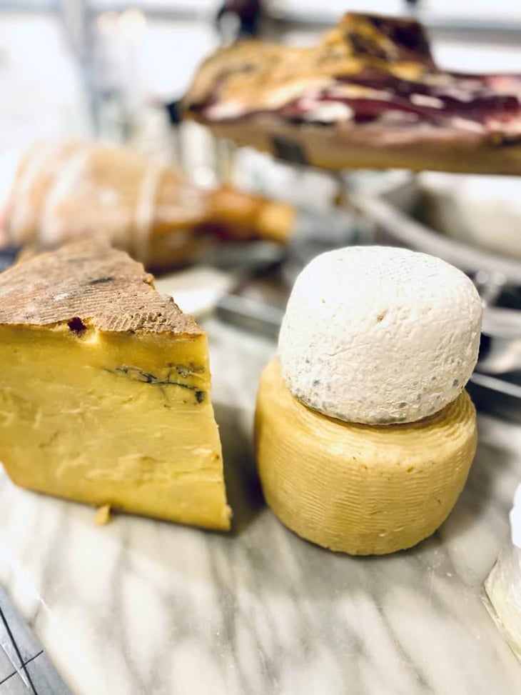 Formaggi Di “ Podere Al Sole “ - La Santeria - 457299