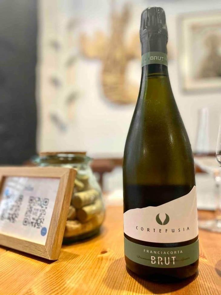 Franciacorta Brut - Corte Fusia - Daniele Gentile & Gigi Nembrini 