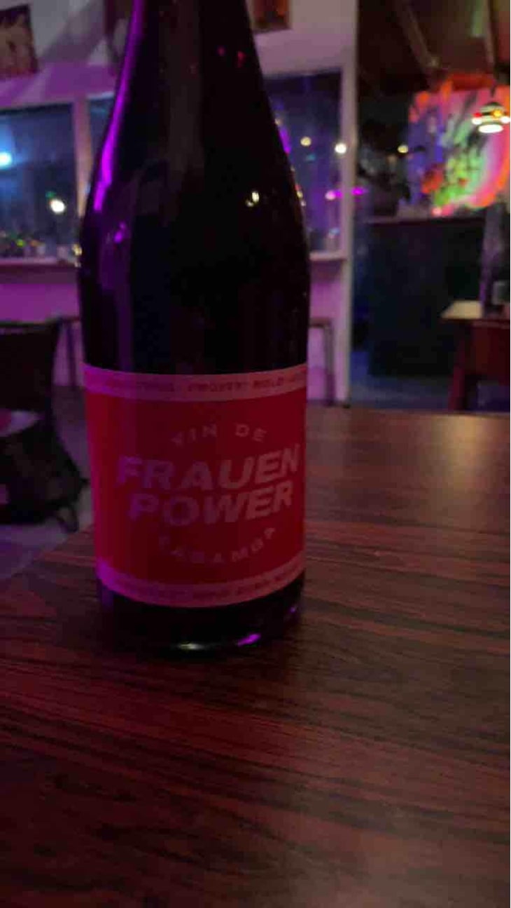 Frauenpower - Vin de La Gamba - Alanna Lagamba 