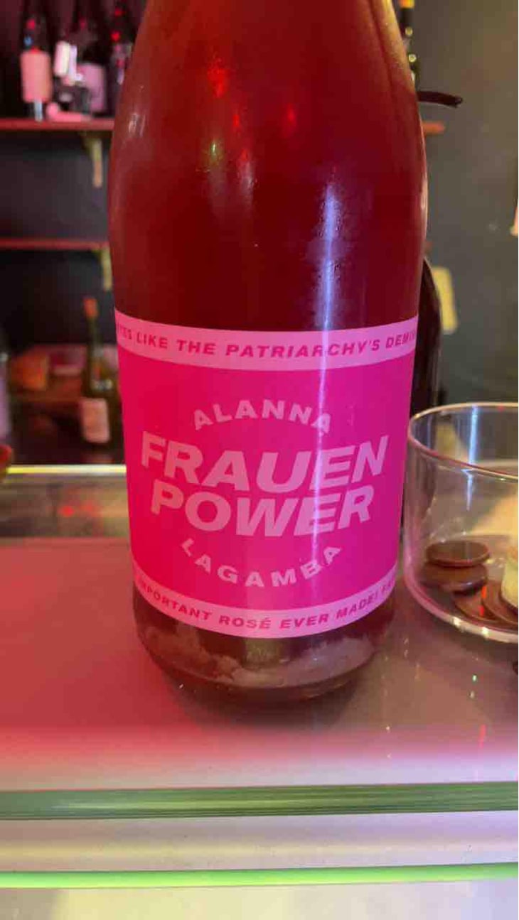 Frauenpower - Vin de La Gamba - Alanna Lagamba 