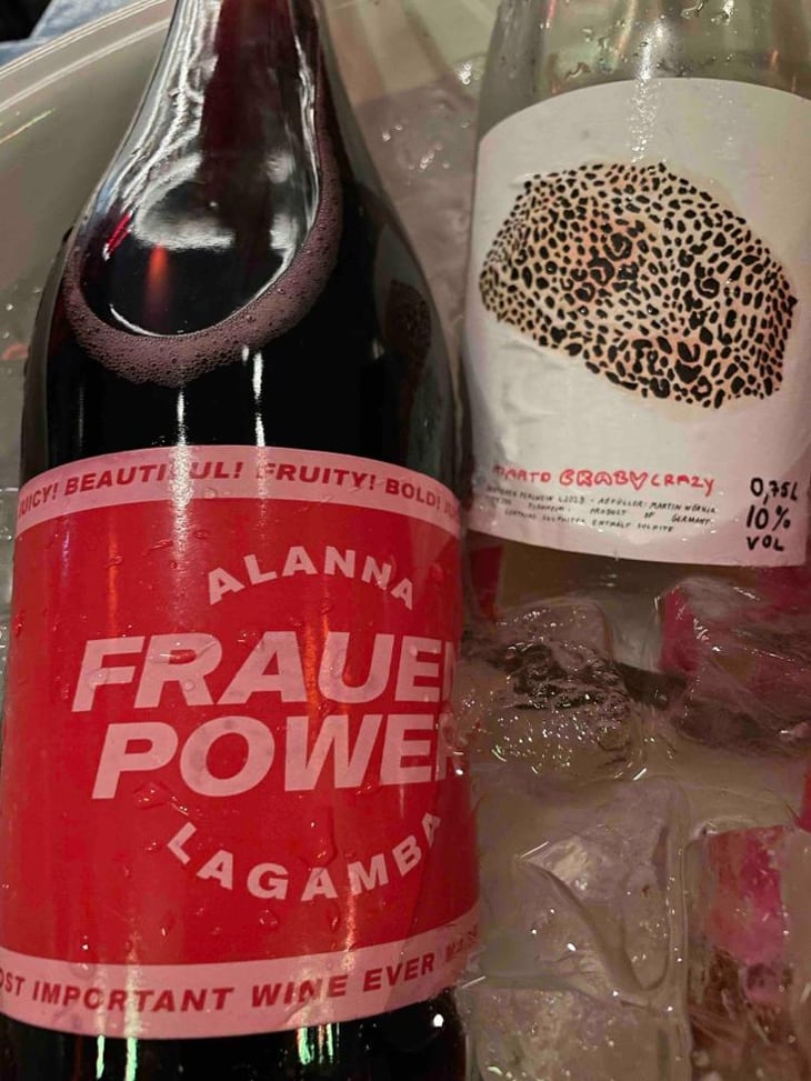 Frauenpower - Vin de La Gamba - Alanna Lagamba 