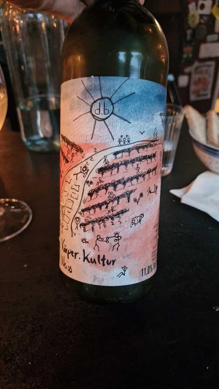 Frei. Körper. Kultur Weiss - Weingut Bianka und Daniel Schmitt - Daniel & Bianka Schmitt 