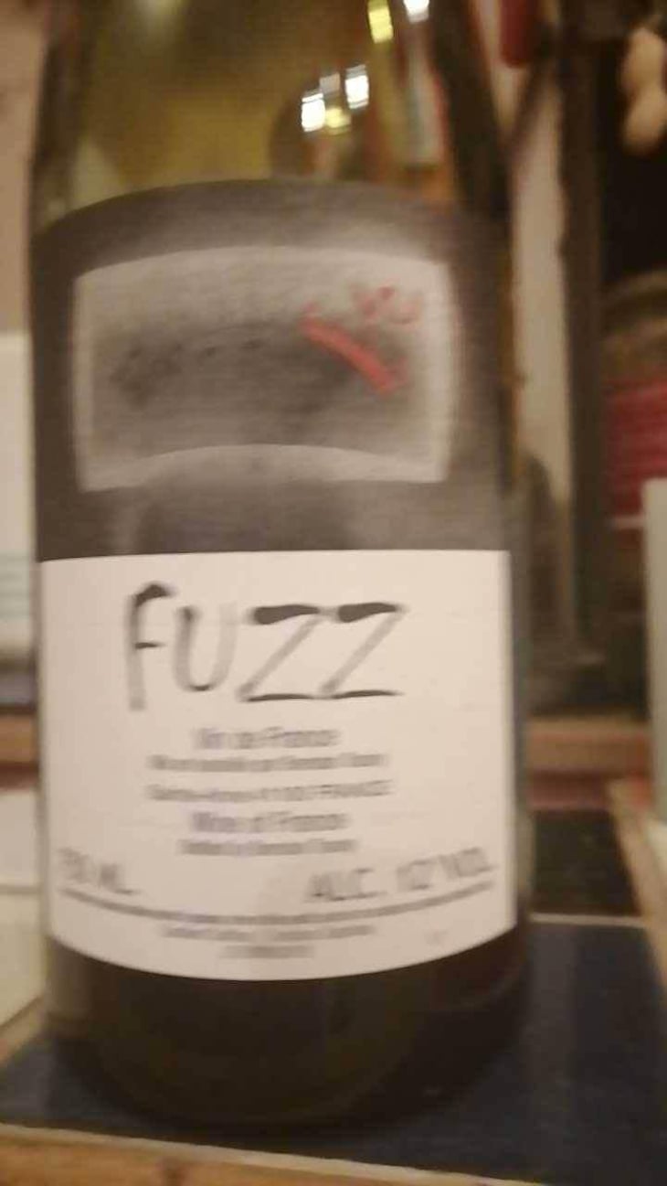 Fuzz - Domaine Le Clocher - Les Vins de Sainte Anne - Brendan & Sean Tracey 