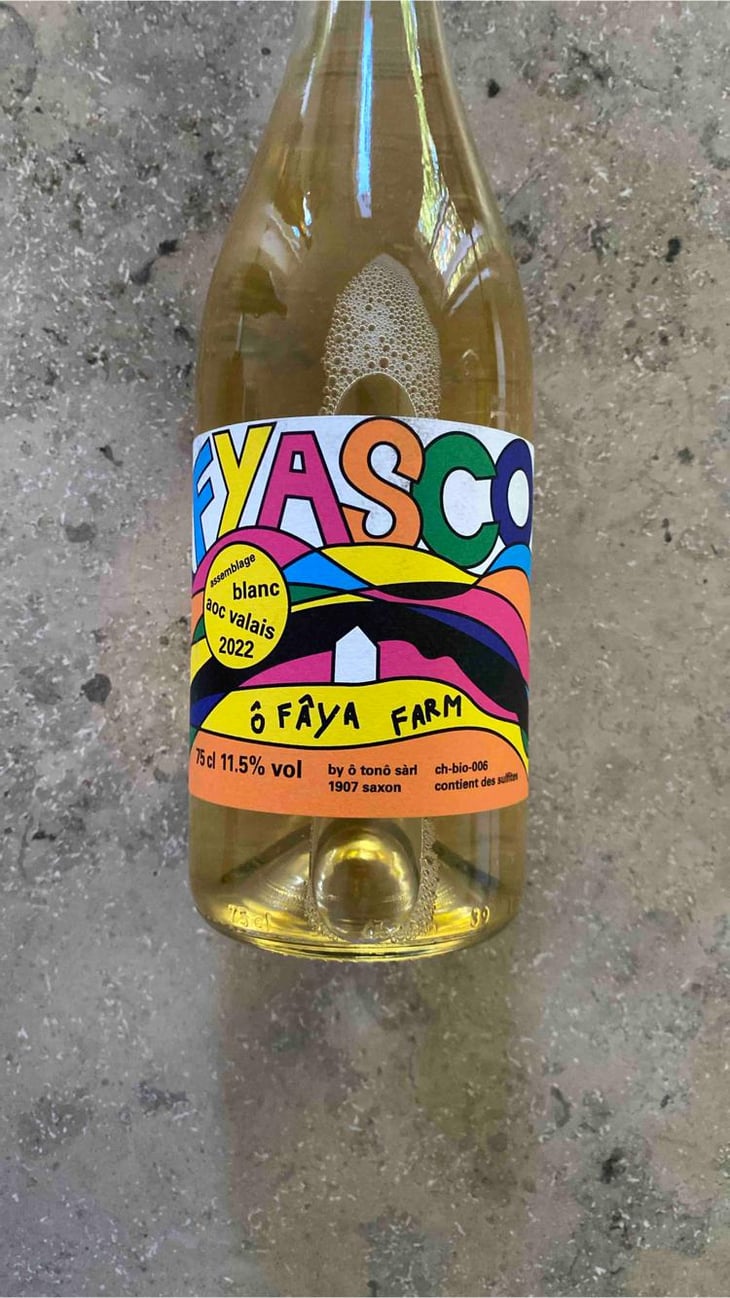 Fyasco Blanc - Ô Fâya Farm - Ilona Hunkeler, Alain Bizard & Denis Sauthier 