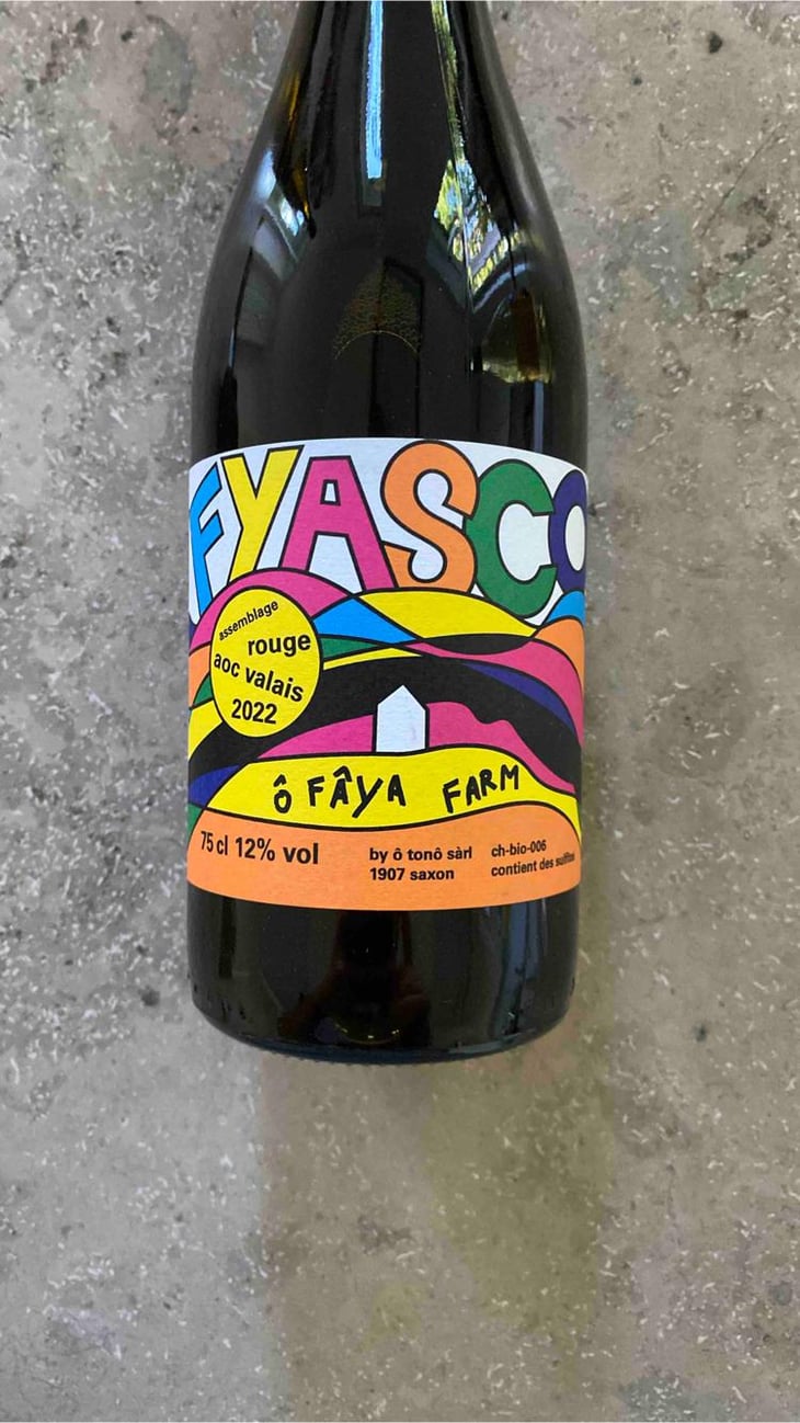 Fyasco Rouge - Ô Fâya Farm - Ilona Hunkeler, Alain Bizard & Denis Sauthier 
