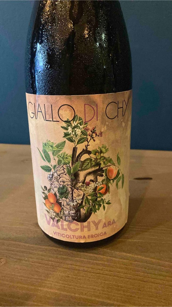 Giallo di Chy - Azienda Agricola Valchyara - Valentina et Constantin Hurjui 