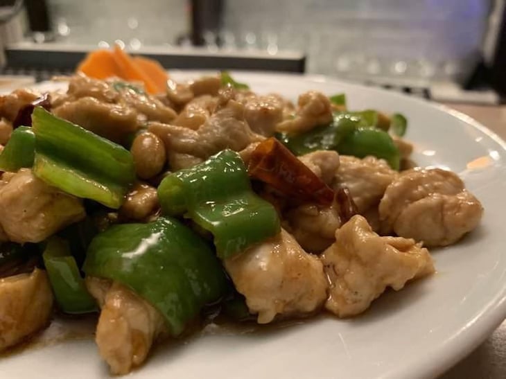 Gongbao Chicken - Sinosteria - 273155