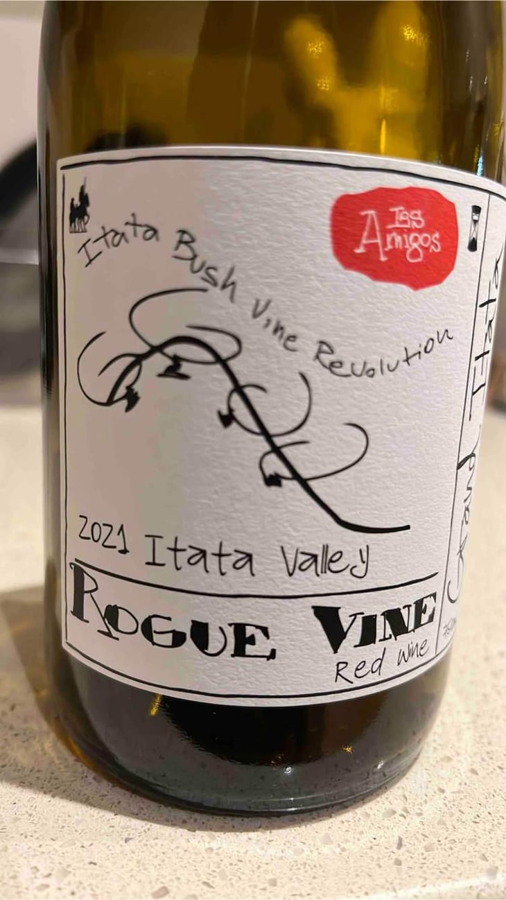 Grand Itata Tinto - Rogue Vine - Leonardo Erazo & Justin Decker 