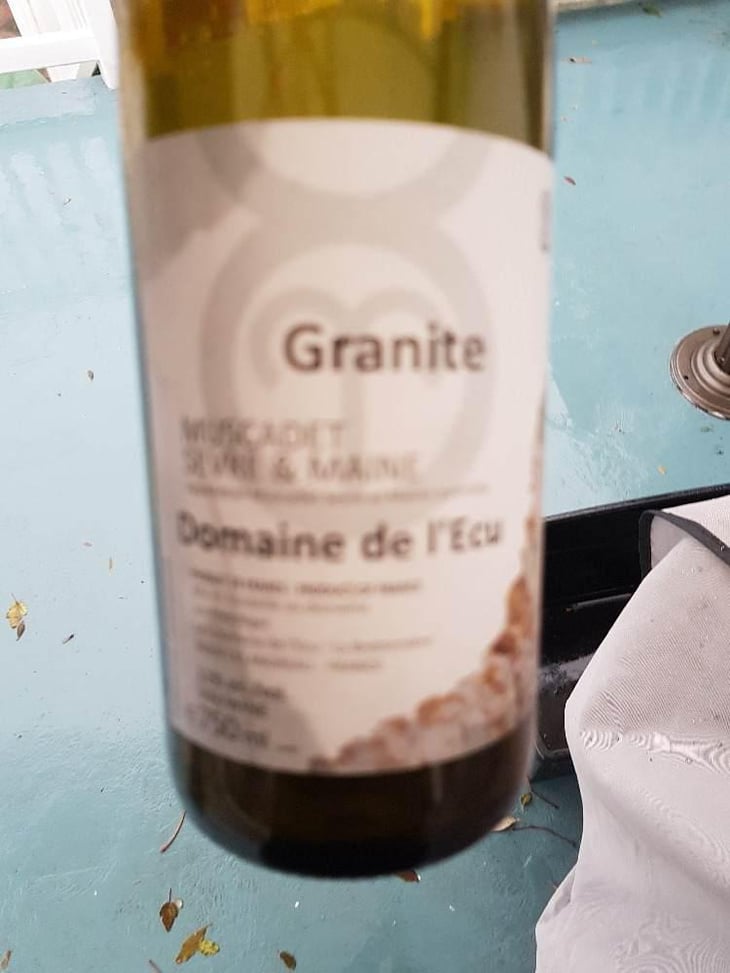 Granite - Domaine de L'Ecu - Claire & Fred NIGER 