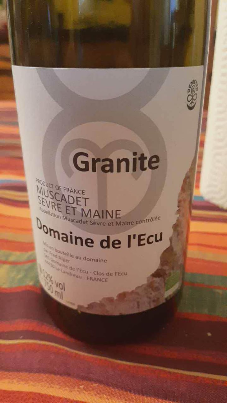Granite - Domaine de L'Ecu - Claire & Fred NIGER 
