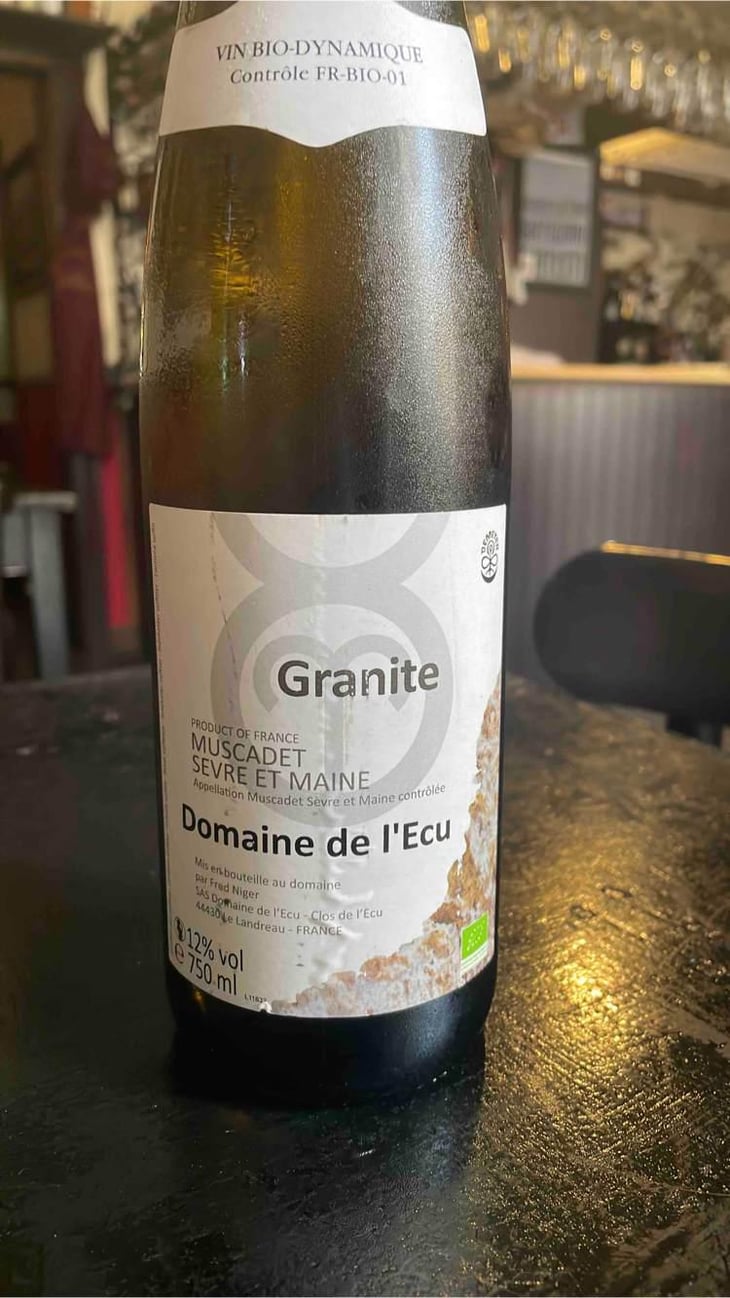 Granite - Domaine de L'Ecu - Claire & Fred NIGER 