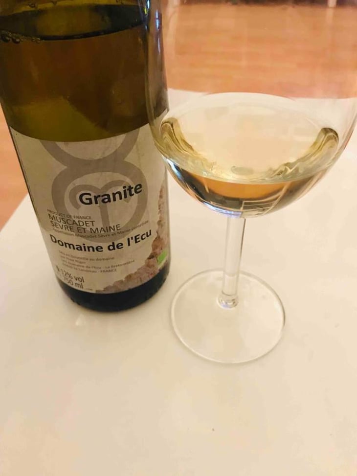 Granite - Domaine de L'Ecu - Claire & Fred NIGER 