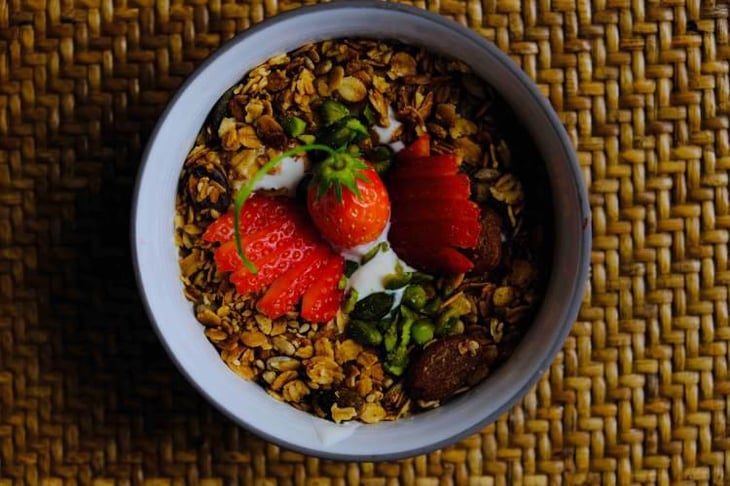 Granola Bowl Yaourt Bio À La Pistache - Café Paulette - 348808
