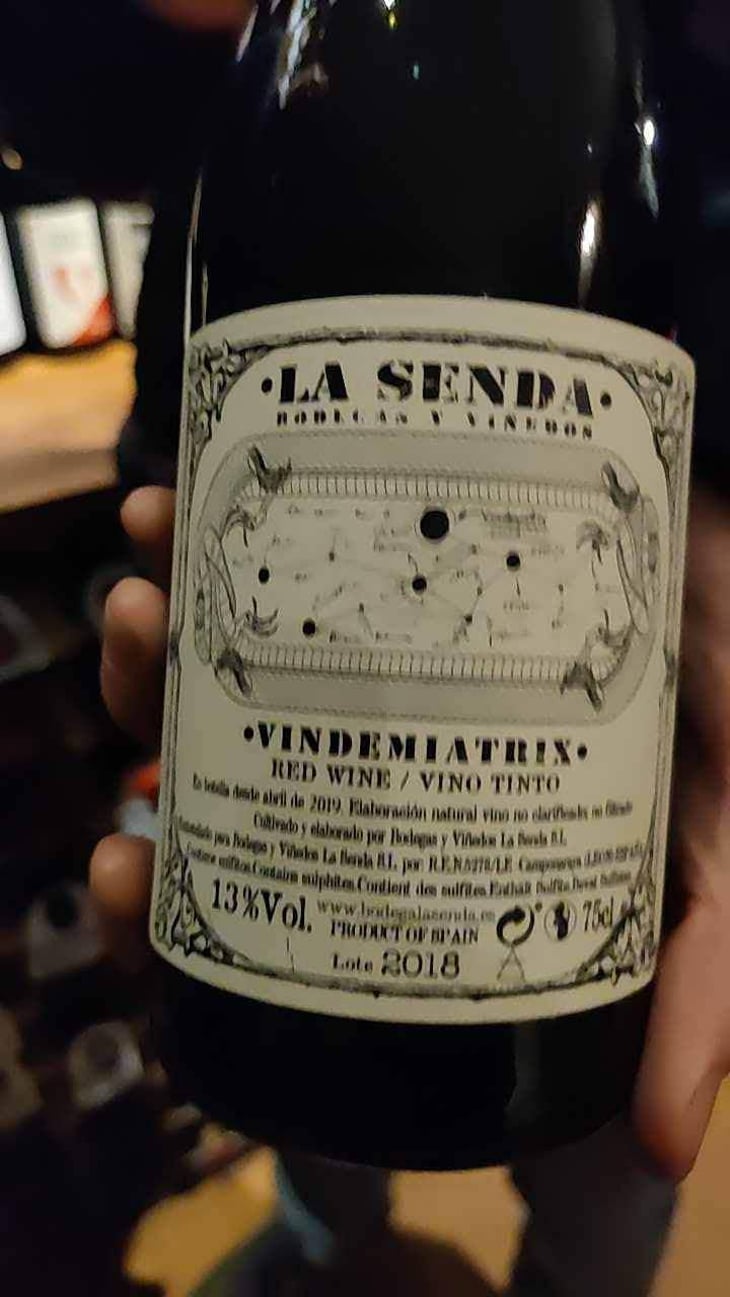 Vindemiatrix - Bodegas y Viñedos La Senda - Diego Losada Álvarez 