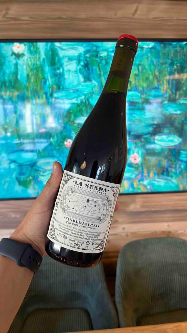 Vindemiatrix - Bodegas y Viñedos La Senda - Diego Losada Álvarez 