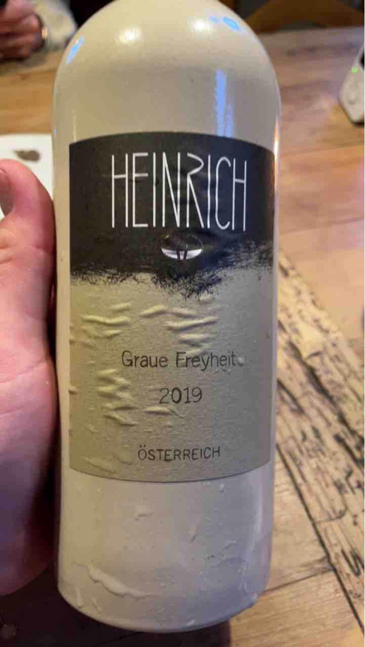 Graue Freyheit - Weingut Heinrich - Gernot & Heike Heinrich 
