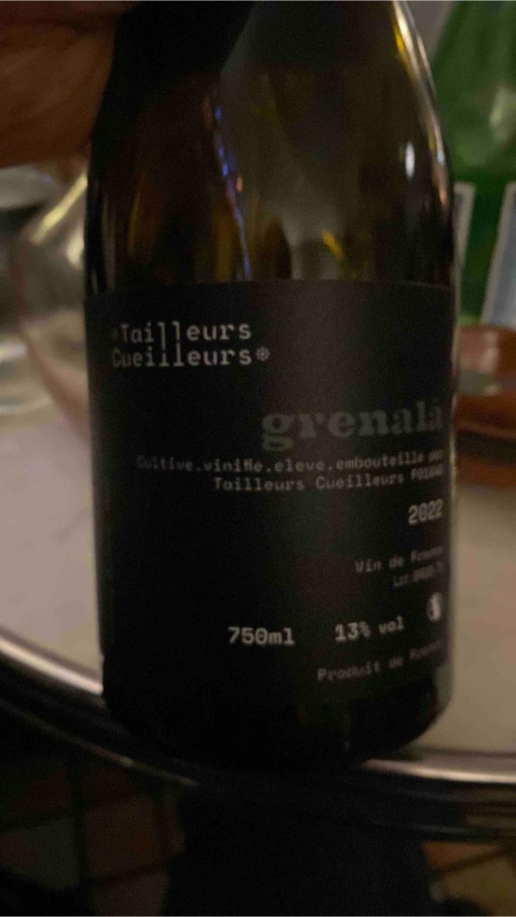 Grenalâ - Tailleurs Cueilleurs - Chloé Bey & Jordan D'Osualdo 