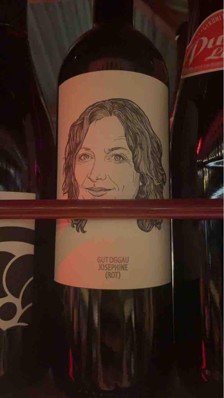 Gut Oggau (rosé) - Gut Oggau - Stephanie & Eduard Tscheppe-Eselböck 