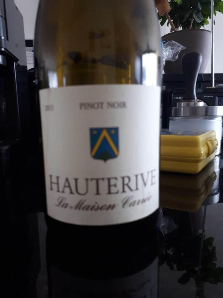 Hauterive - Domaine de la Maison Carrée - Jean-Denis, Christine & Alexandre Perrochet 