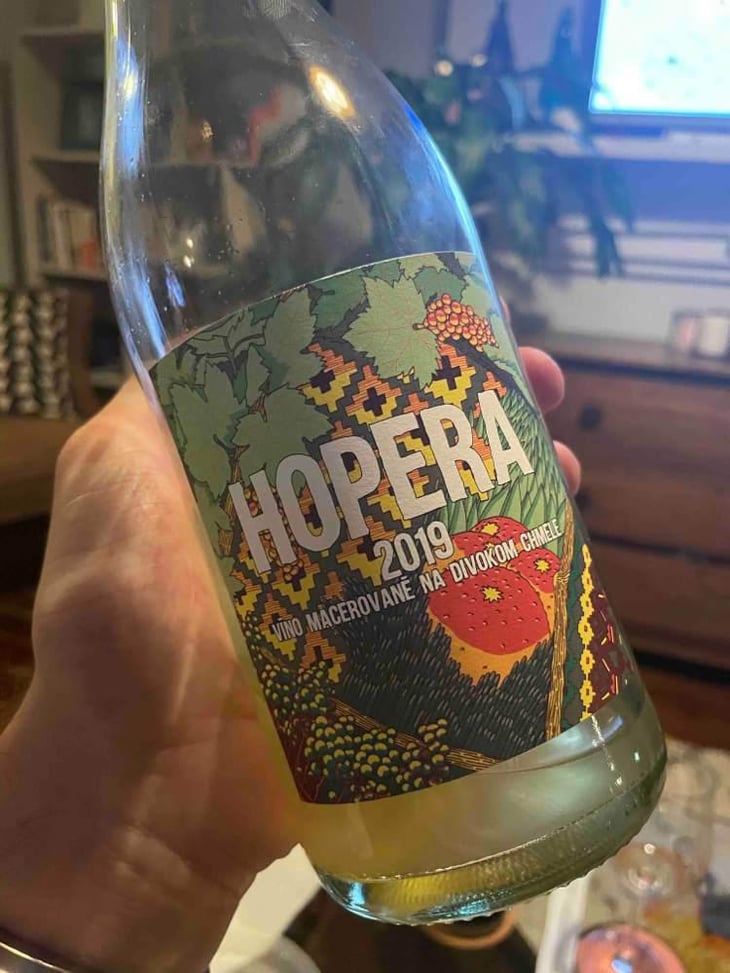 Hopera - Slobodné Vinárstvo - Majer Zemianske Sady - Michal Kuropka, Agnes Lovecká, Katarína Kuropková 