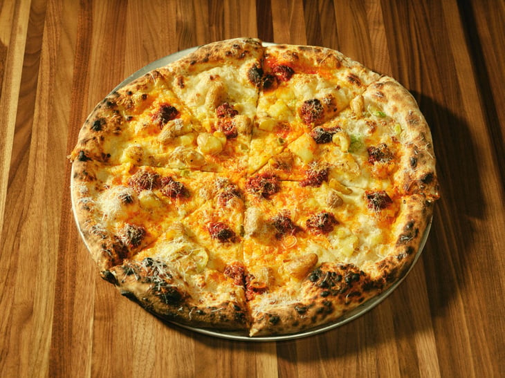 Hot Potato - Decades Pizza - 774310