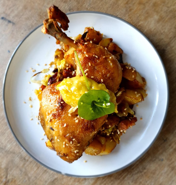 House Confit Chicken, Garlic Aioli, Sautéed Potatoes - L’Atitude 51 Wine Cafe - 619419