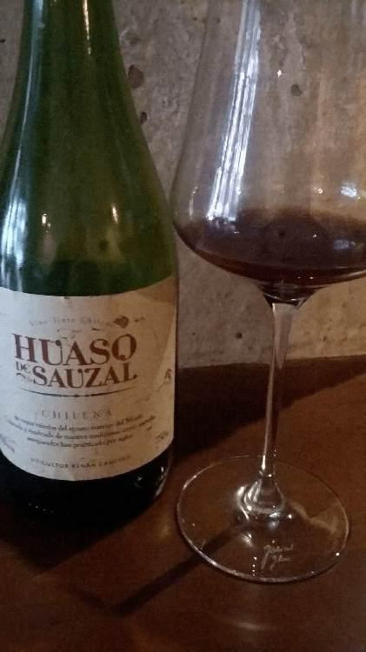 Huaso de Sauzal, Chilena - Bodegas El Viejo Almacen de Sauzal - Renán Cancino 