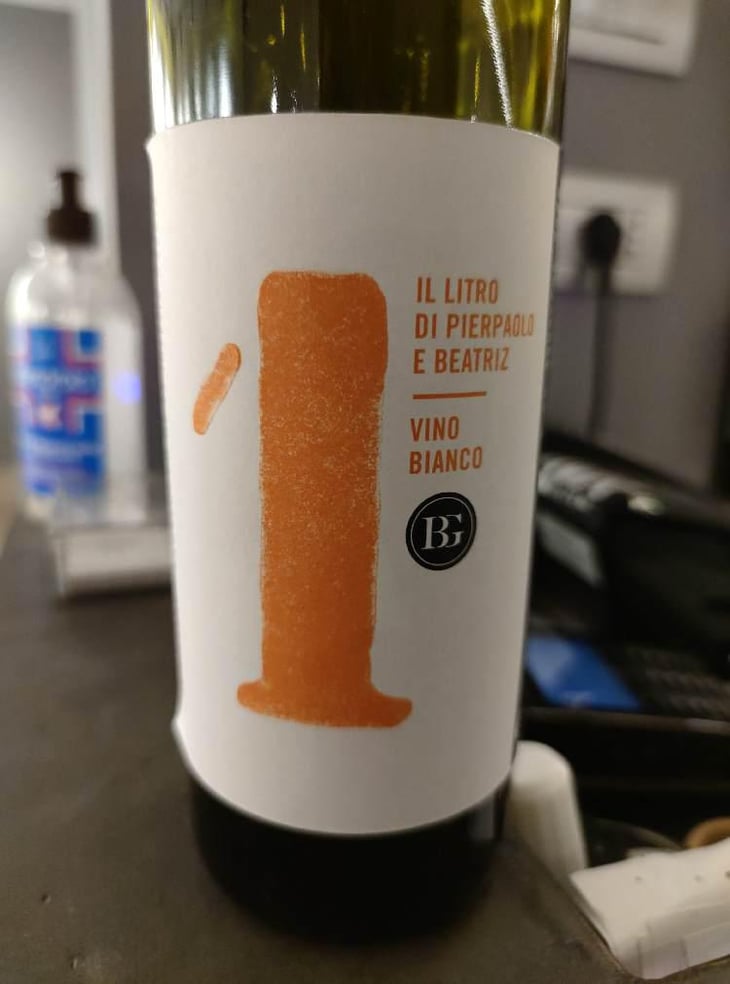 Uno Il Litro Di Pierpaolo E Beatriz - Dos Tierras Badalucco - Pierpaolo Badalucco & Beatriz de la Iglesia García 