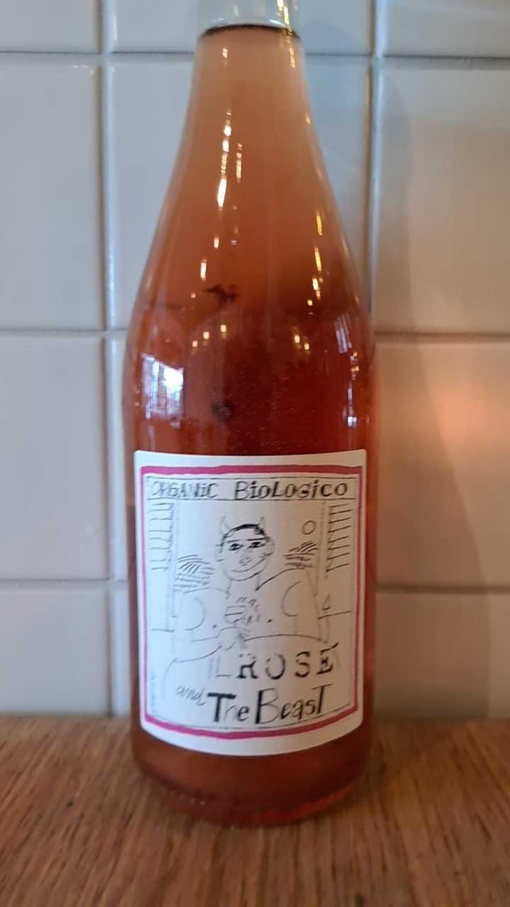 IL ROSÉ and The Beast - Soc. Coop. Agr. Valli Unite - Valli Unite 