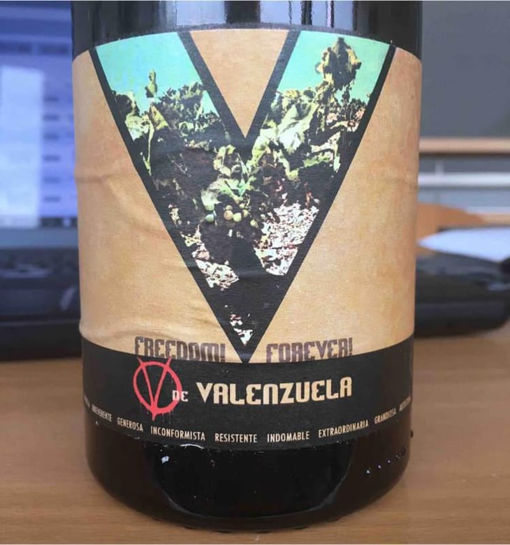 V de Valenzuela - Barranco Oscuro - Manuel & Lorenzo Valenzuela 